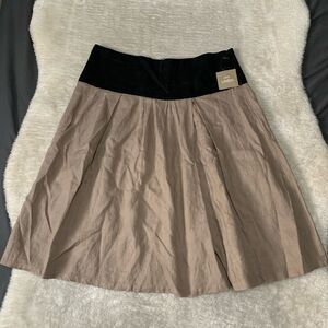 New For Cynthia Womens 100% Linen Beige Skirt‎ Size Large